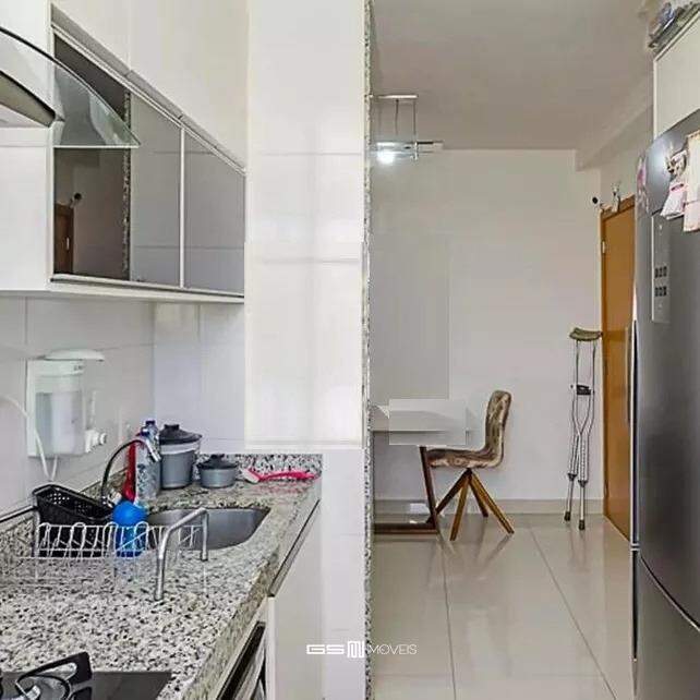 Apartamento à venda com 2 quartos, 60m² - Foto 14