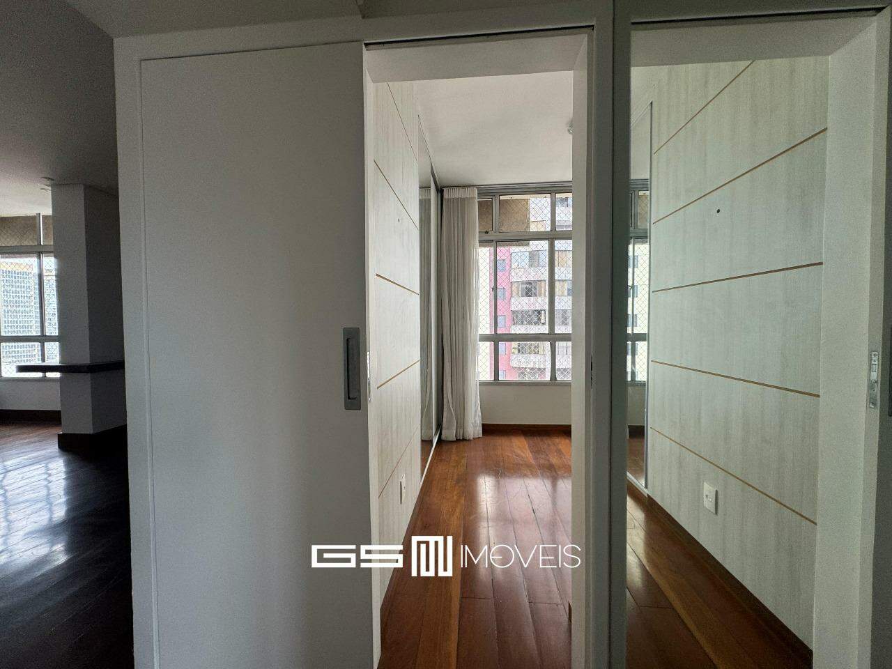 Apartamento para alugar com 2 quartos, 90m² - Foto 6