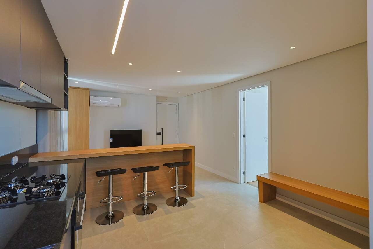 Apartamento para alugar com 1 quarto, 47m² - Foto 1