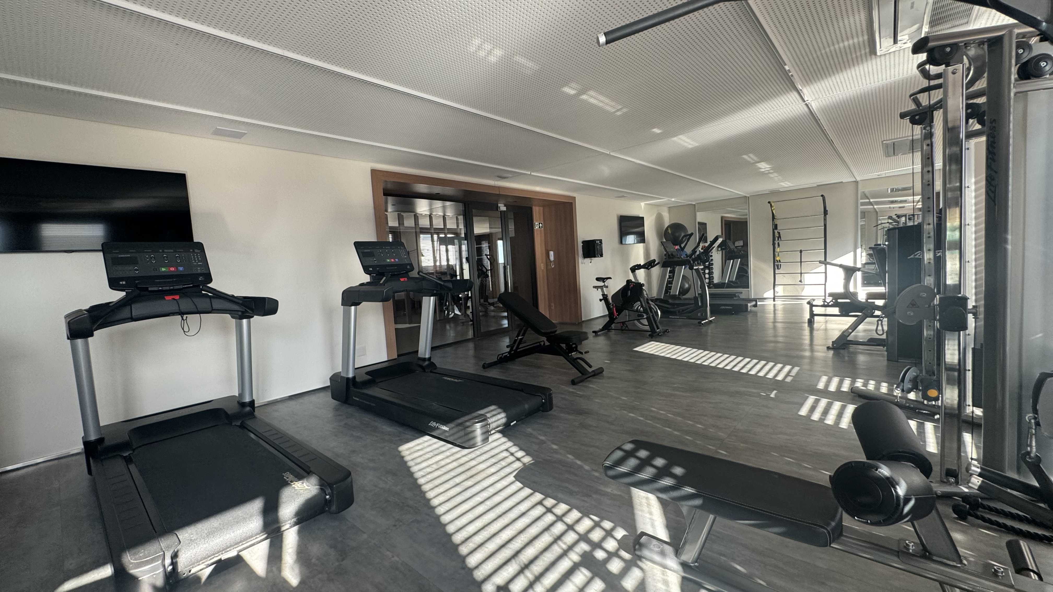 Apartamento para alugar com 2 quartos, 70m² - Foto 22