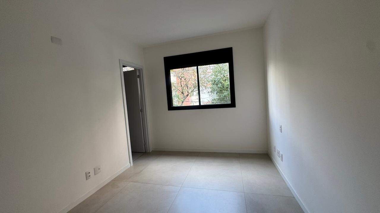 Apartamento para alugar com 2 quartos, 70m² - Foto 7