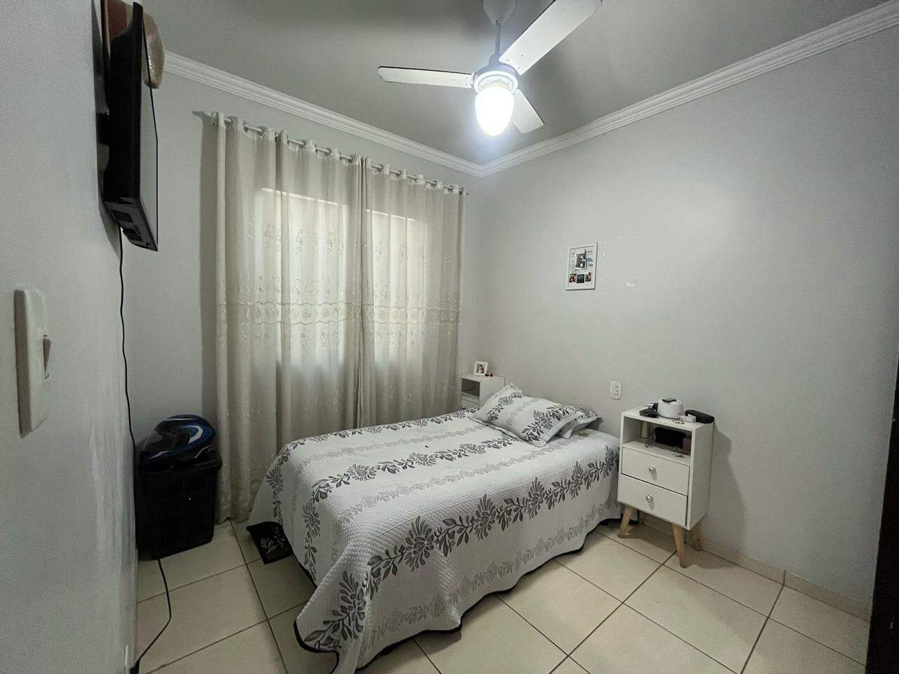 Casa à venda com 3 quartos, 180m² - Foto 22
