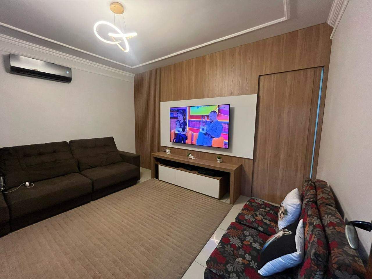Casa à venda com 3 quartos, 180m² - Foto 5