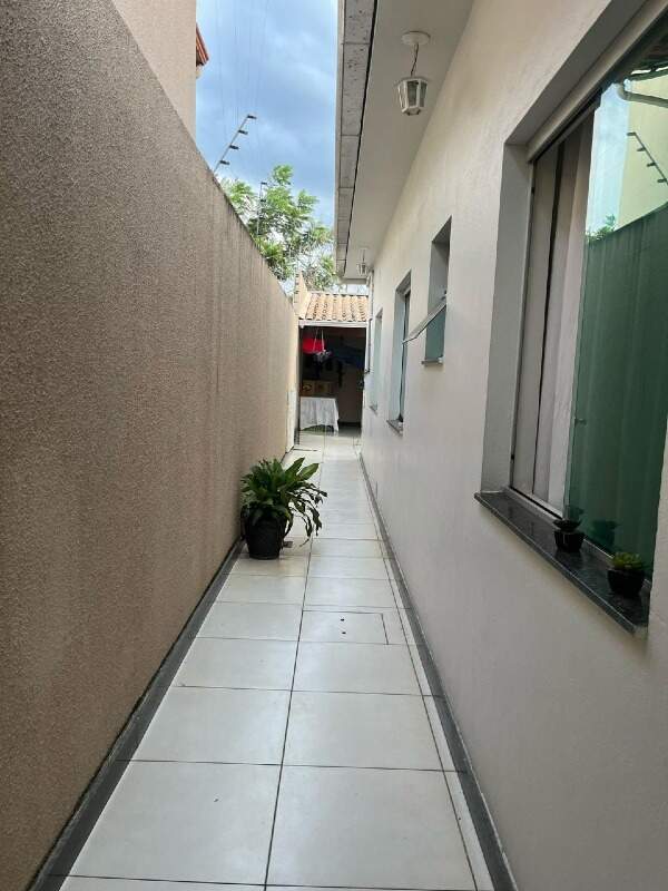 Casa à venda com 3 quartos, 180m² - Foto 11