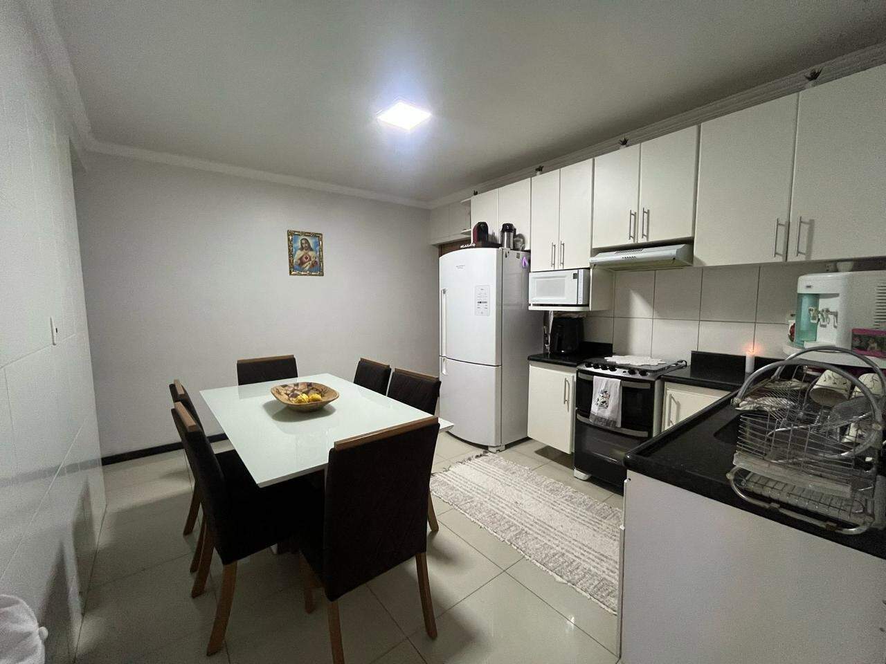 Casa à venda com 3 quartos, 180m² - Foto 10
