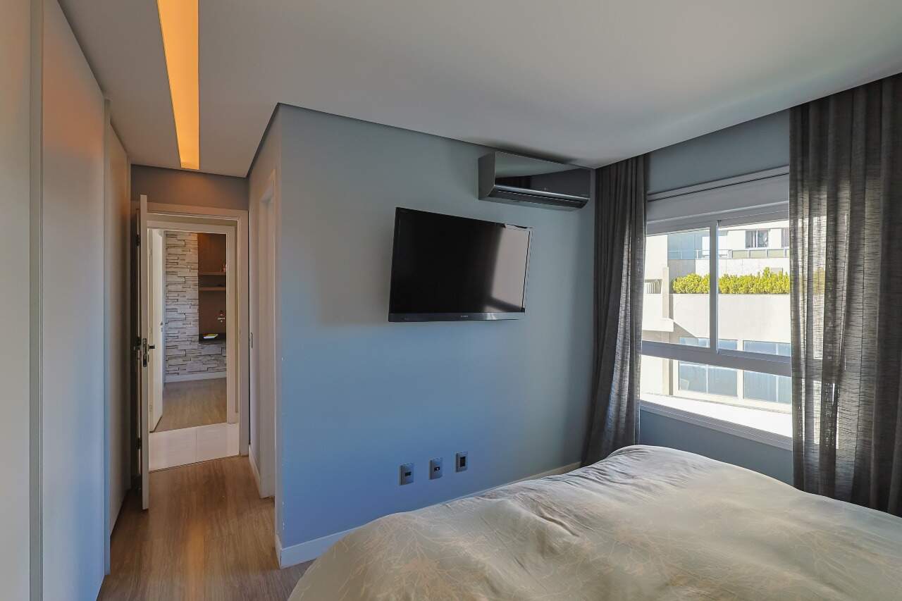 Apartamento para alugar com 2 quartos, 82m² - Foto 11