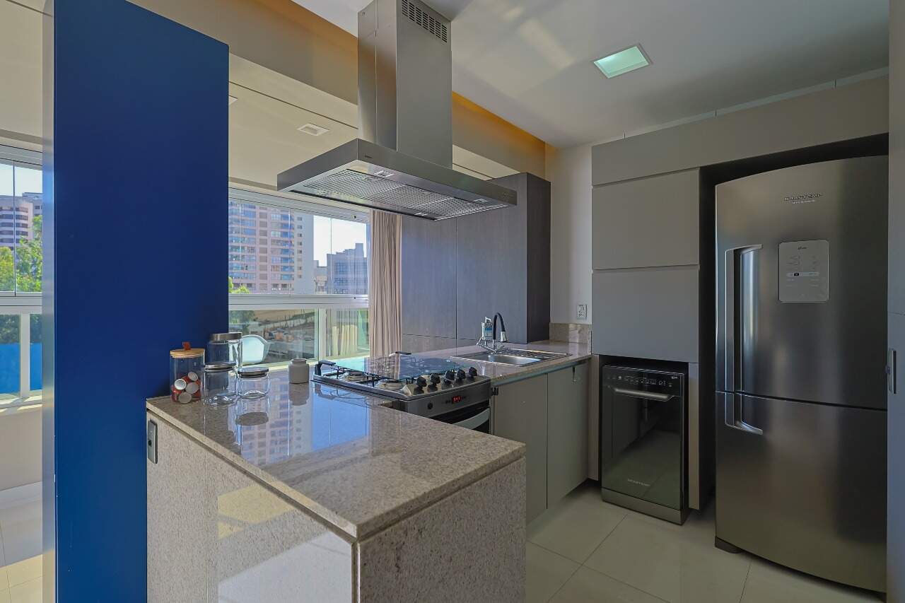 Apartamento para alugar com 2 quartos, 82m² - Foto 24