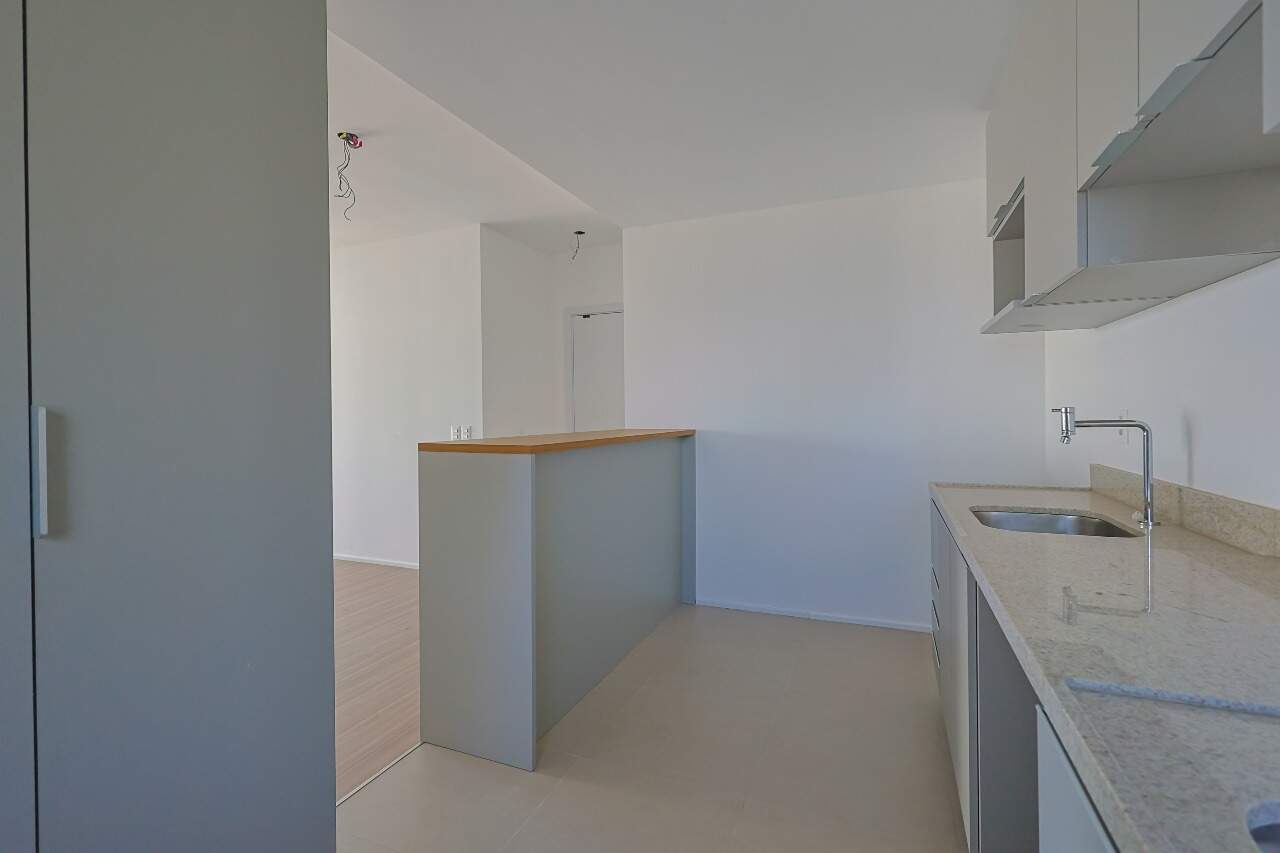 Apartamento para alugar com 2 quartos, 70m² - Foto 7
