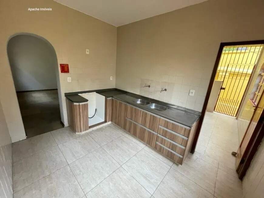 Casa à venda com 3 quartos, 130m² - Foto 8
