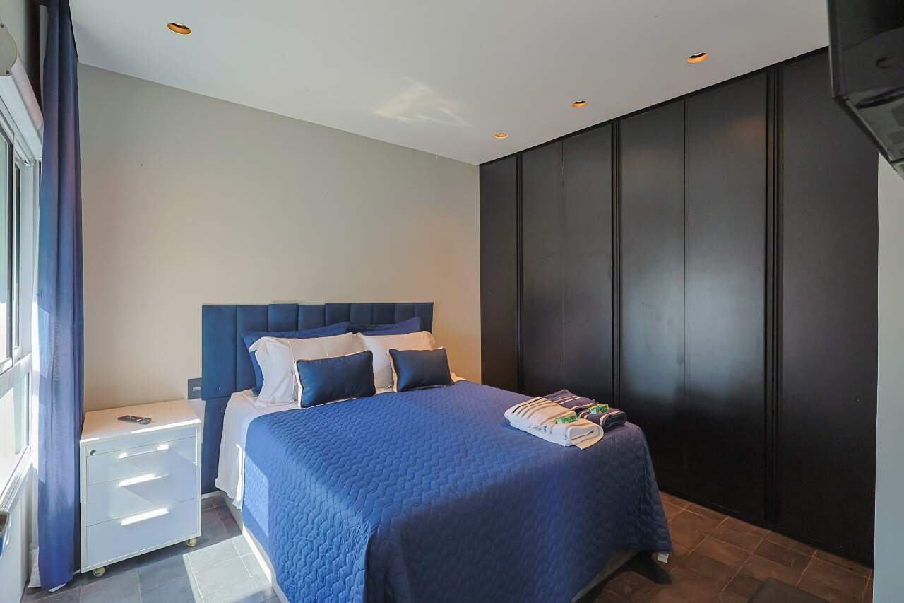 Apartamento para alugar com 1 quarto, 57m² - Foto 2