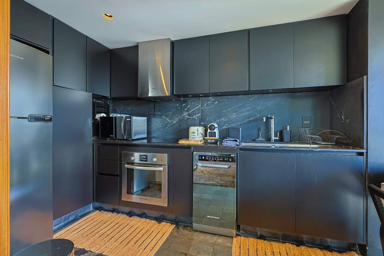 Apartamento para alugar com 1 quarto, 57m² - Foto 11