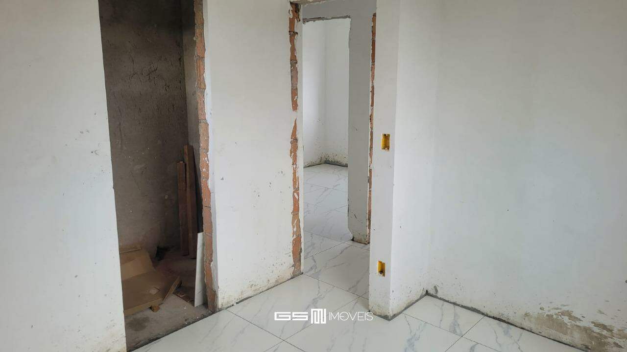 Apartamento à venda com 3 quartos, 109m² - Foto 4