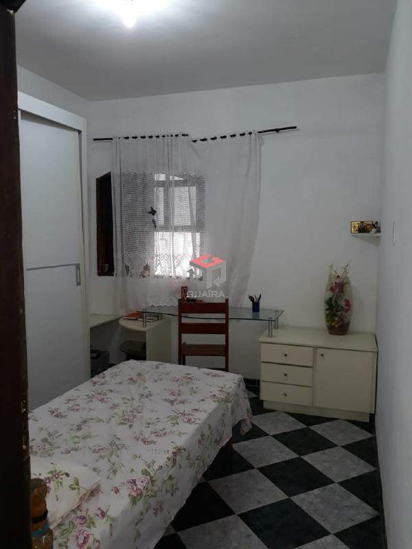 Sobrado à venda com 6 quartos, 250m² - Foto 10