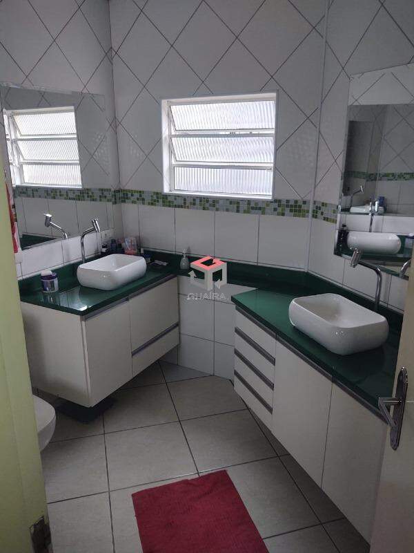 Sobrado à venda com 3 quartos, 240m² - Foto 17