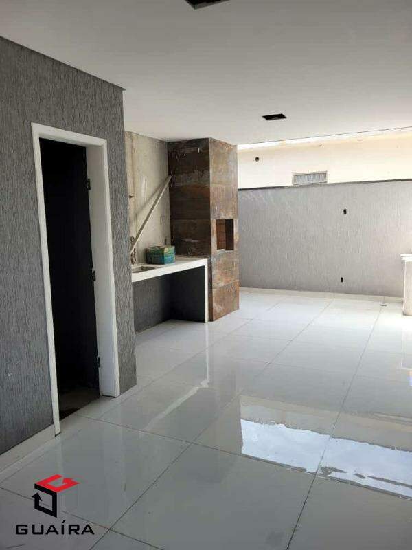 Sobrado à venda com 2 quartos, 110m² - Foto 22