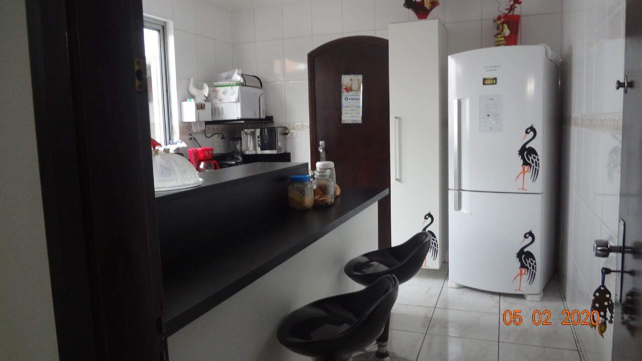 Sobrado à venda com 4 quartos, 240m² - Foto 7