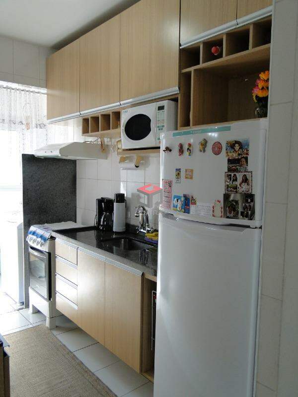 Apartamento à venda com 3 quartos, 63m² - Foto 4