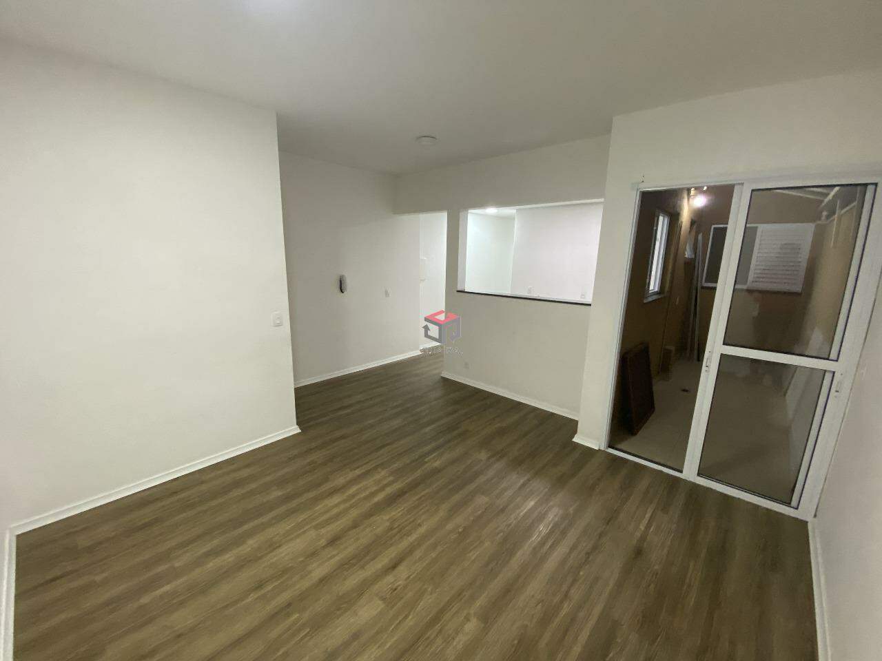 Apartamento à venda com 2 quartos, 60m² - Foto 4