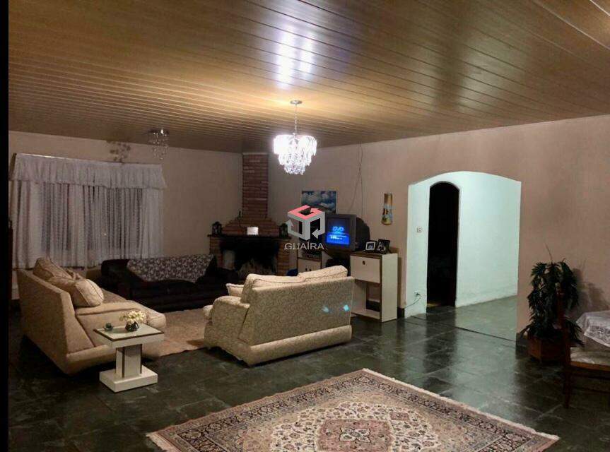 Casa à venda com 4 quartos, 300m² - Foto 2