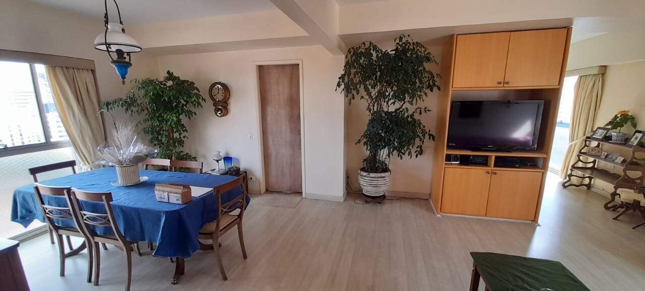 Apartamento à venda com 4 quartos, 161m² - Foto 7