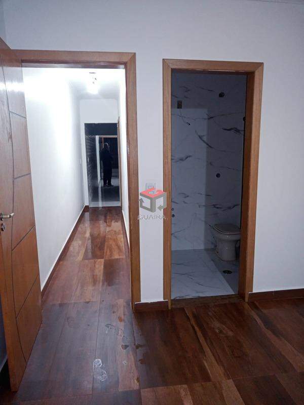 Casa à venda com 2 quartos, 160m² - Foto 18