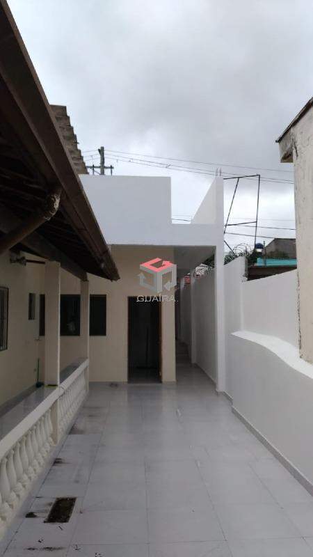 Casa à venda com 2 quartos, 160m² - Foto 1