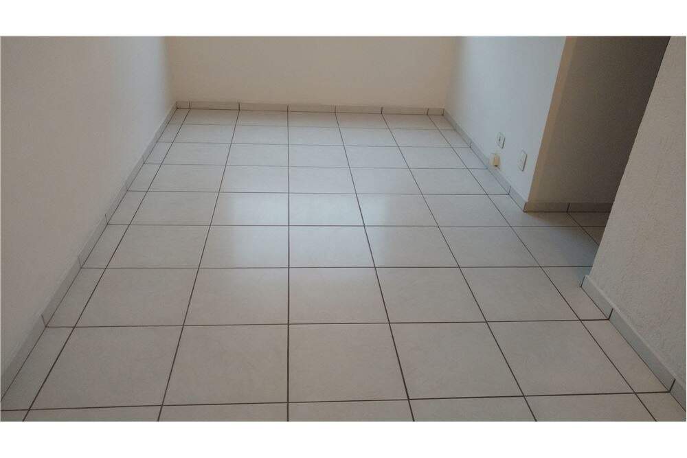 Apartamento à venda com 2 quartos, 50m² - Foto 2