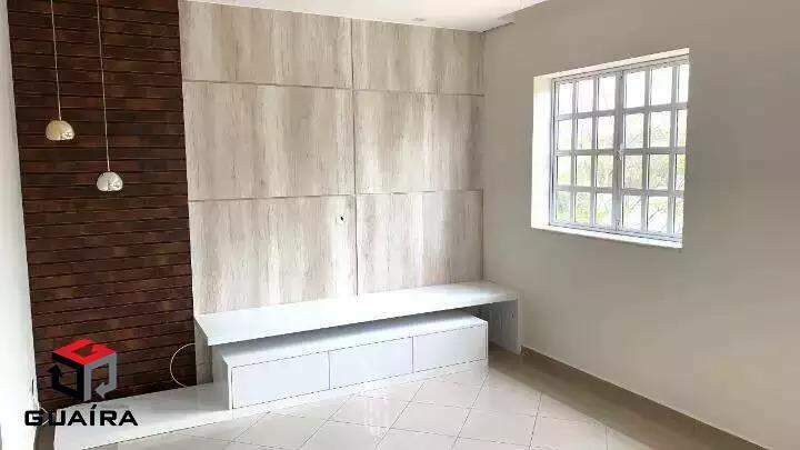 Casa à venda com 3 quartos, 150m² - Foto 1