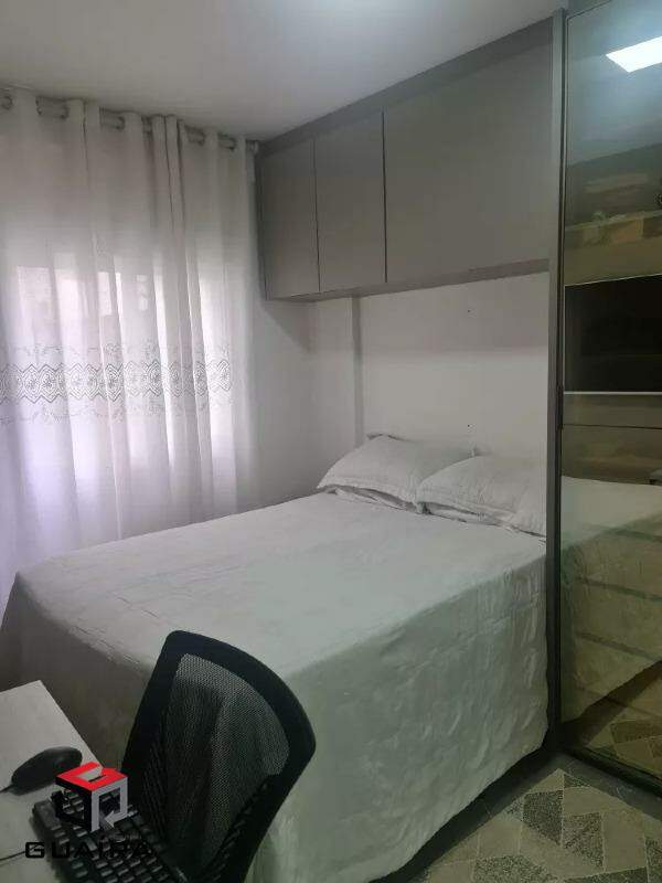 Apartamento à venda com 2 quartos, 45m² - Foto 11