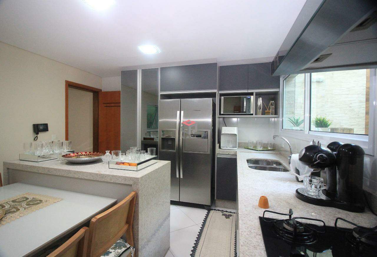 Sobrado à venda com 3 quartos, 172m² - Foto 1