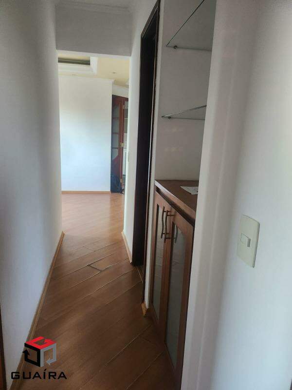 Apartamento para alugar com 2 quartos, 68m² - Foto 12