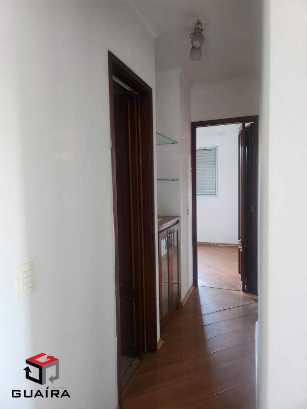 Apartamento para alugar com 2 quartos, 68m² - Foto 13