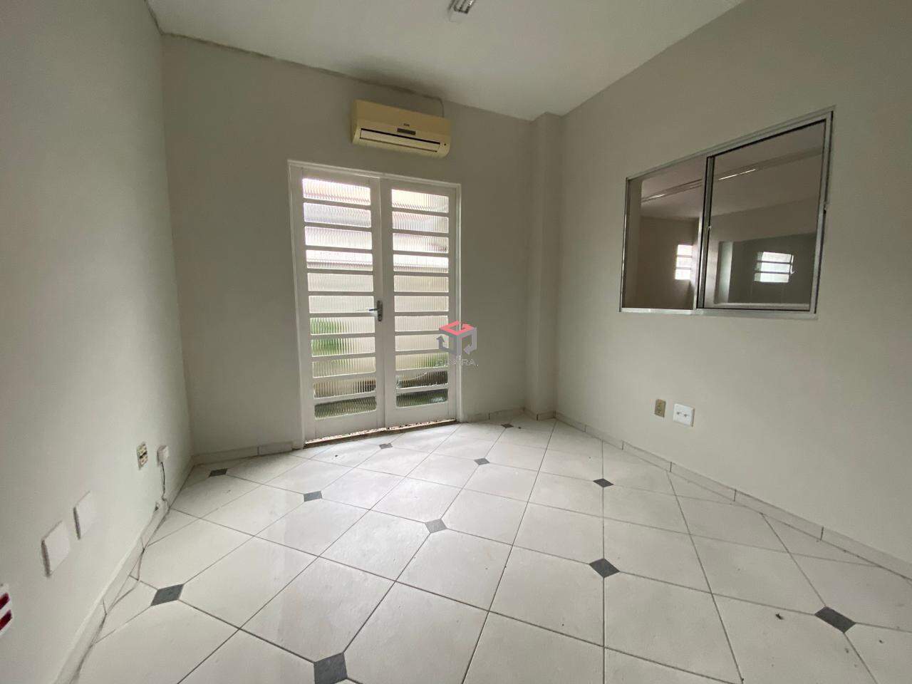 Casa Comercial à venda, 465m² - Foto 11