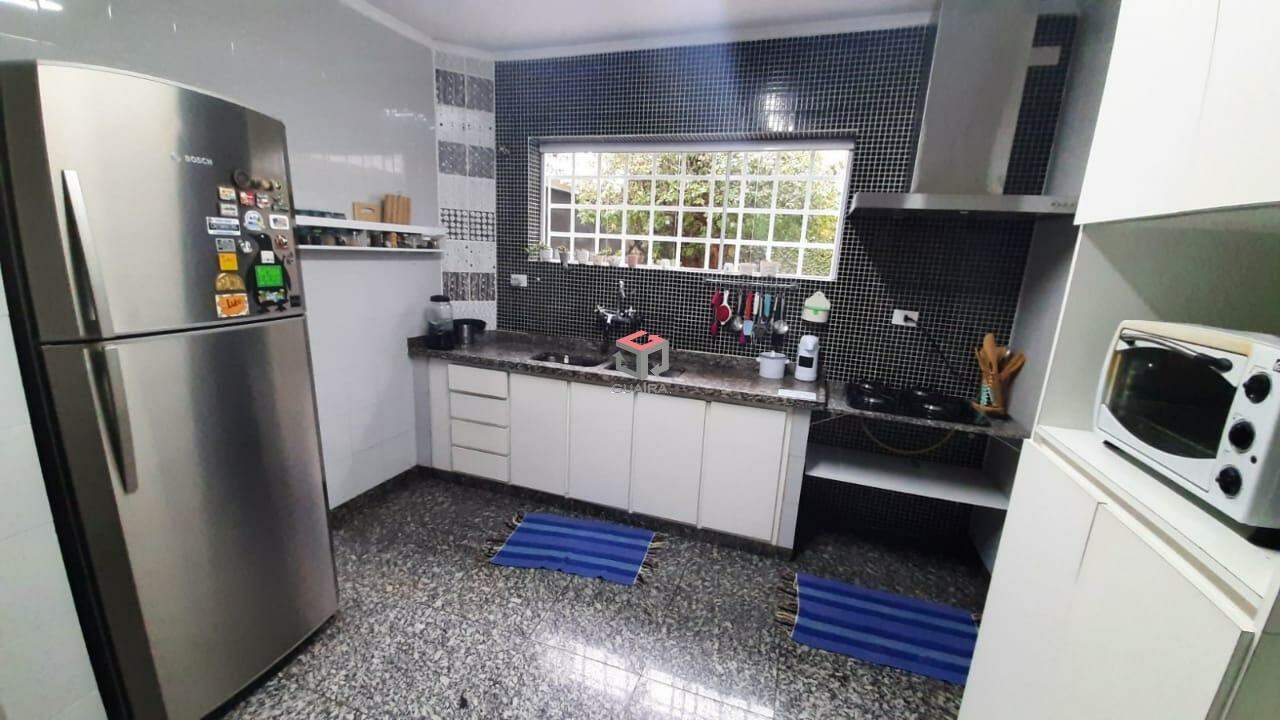 Sobrado à venda com 4 quartos, 300m² - Foto 17