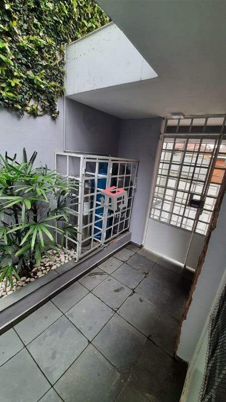 Sobrado à venda com 4 quartos, 300m² - Foto 29