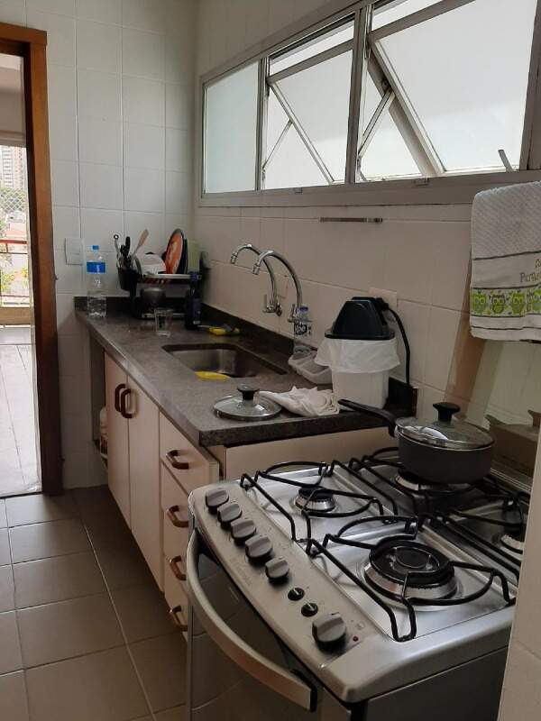 Apartamento à venda com 3 quartos, 106m² - Foto 9