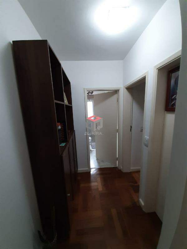 Apartamento à venda com 2 quartos, 75m² - Foto 11