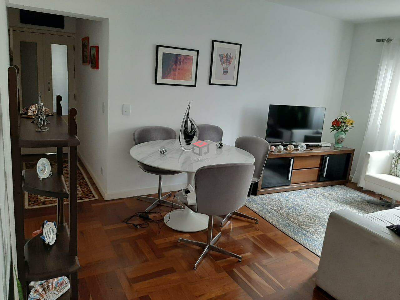 Apartamento à venda com 2 quartos, 75m² - Foto 4