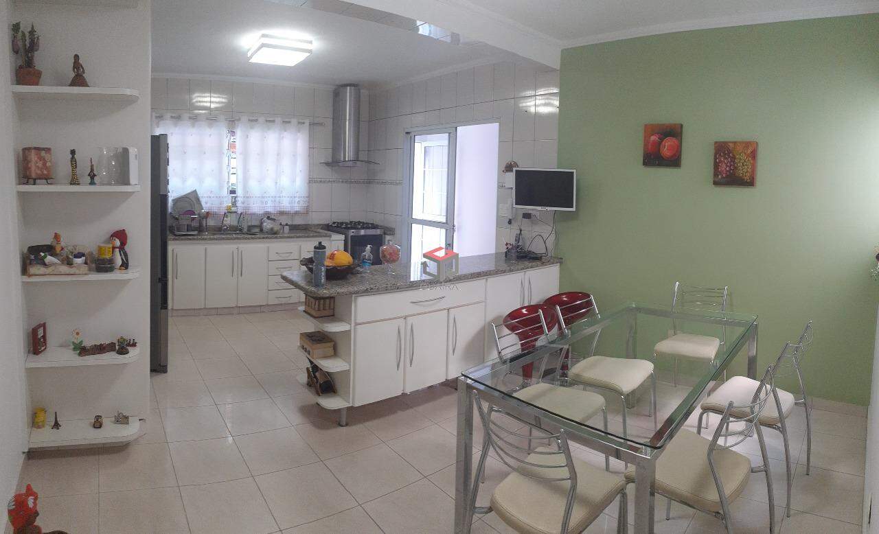 Sobrado à venda com 4 quartos, 192m² - Foto 4