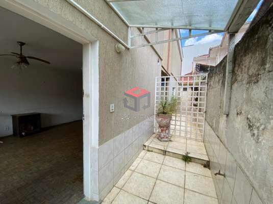 Sobrado à venda com 4 quartos, 200m² - Foto 12