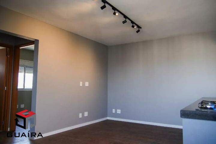 Apartamento para alugar com 2 quartos, 64m² - Foto 2