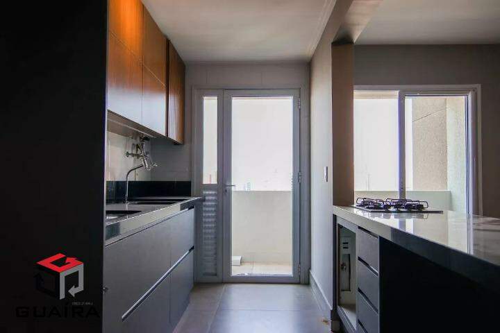 Apartamento para alugar com 2 quartos, 64m² - Foto 7