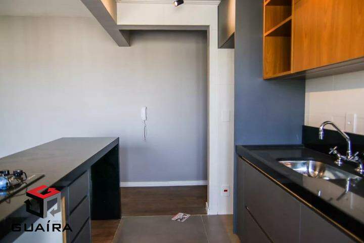 Apartamento para alugar com 2 quartos, 64m² - Foto 6