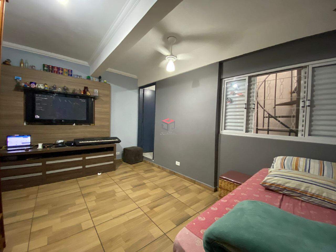 Sobrado à venda com 4 quartos, 250m² - Foto 17