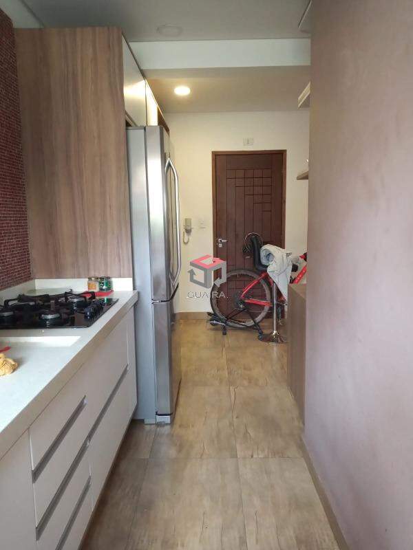 Apartamento à venda com 3 quartos, 116m² - Foto 9