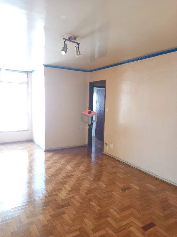 Apartamento à venda com 2 quartos, 85m² - Foto 1