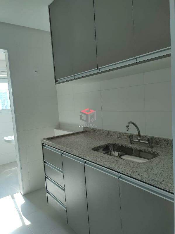 Apartamento para alugar com 2 quartos, 82m² - Foto 9