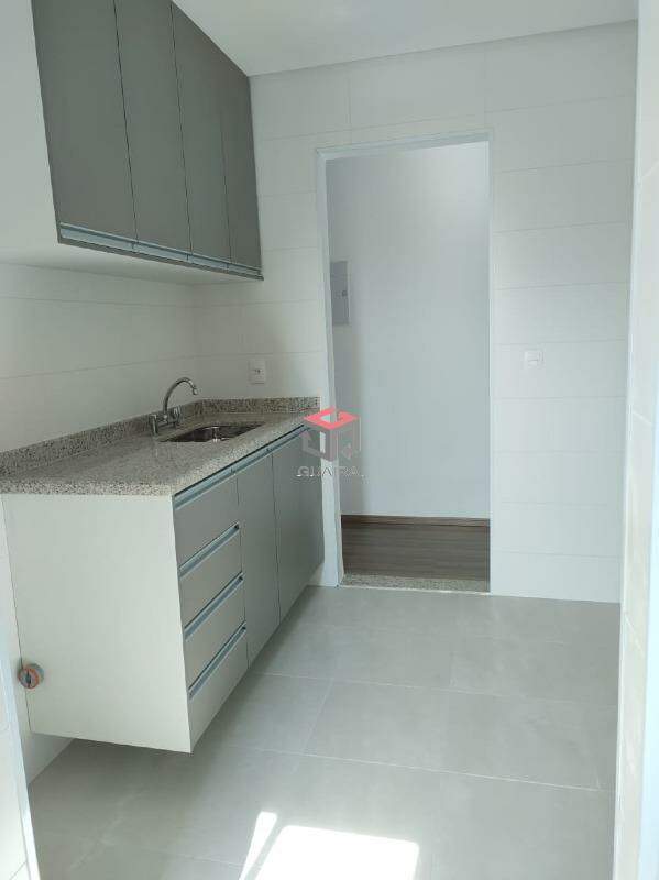 Apartamento para alugar com 2 quartos, 82m² - Foto 7