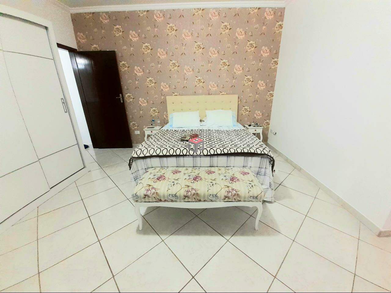 Sobrado à venda com 3 quartos, 250m² - Foto 22