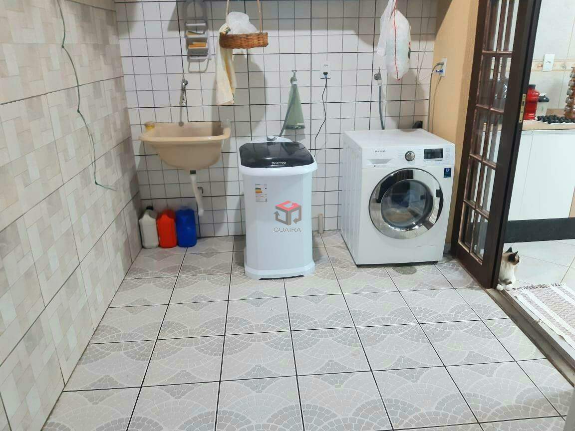 Sobrado à venda com 3 quartos, 250m² - Foto 17